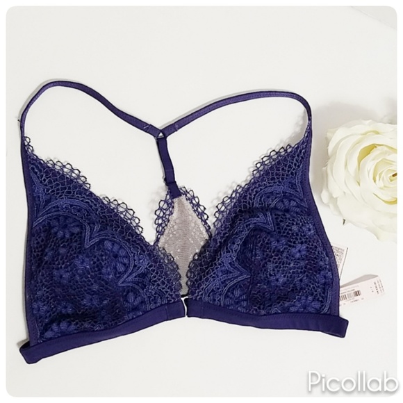 Victoria's Secret Other - Victorias Secret Front Close Bralette